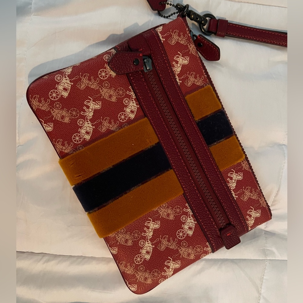 Coach pouch